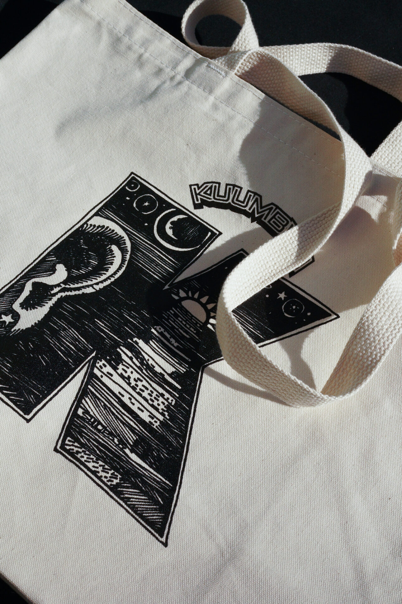 Kuumbwa Vintage 'K' Tote - Image 4